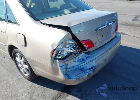 2003 Toyota Avalon Xl z USA, uszkodzony, nr VIN 4T1BF28B03U310893